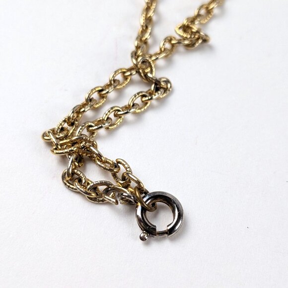 Vintage Victorian Dome Pendant Necklace w/ Dried Flowers - Picture 9 of 9